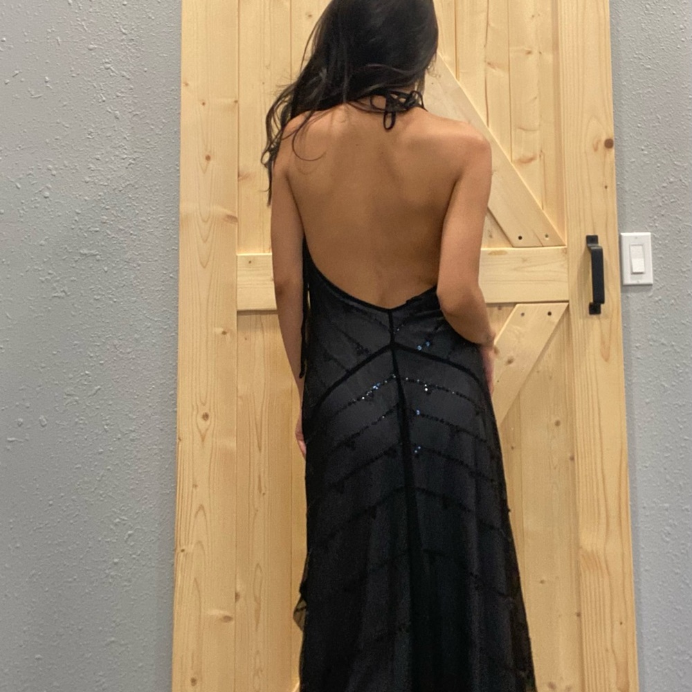 Elegant Black Backless Dress